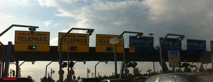 A8 - Toll Barrier Milan North is one of A8 Milano-Varese A8/A26 dir. Gallarate-Gattico.