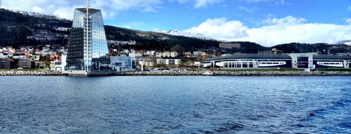 Molde-Vestnes is one of Lugares favoritos de Websenat.