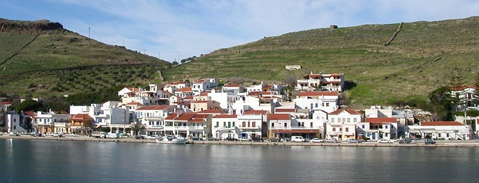 Kea Port is one of Κέα.