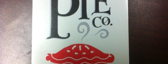 Centerville Pie Co. is one of Lugares favoritos de Kate.