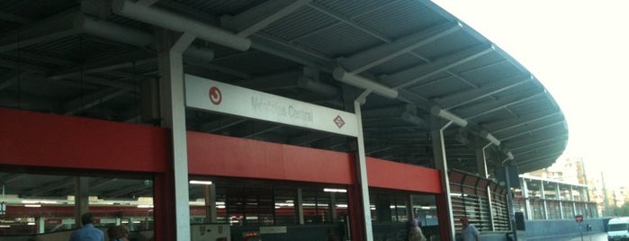 Estación de Cercanías de Móstoles is one of Cercanías C5 Madrid.