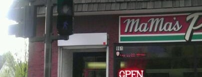 Mama's Pizza is one of Tempat yang Disukai Matt.
