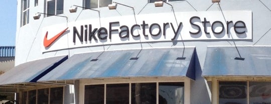 Nike Factory Store is one of Meus Lugares.