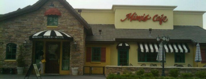 Mimi's Cafe is one of สถานที่ที่ Staci ถูกใจ.