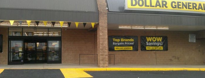 Dollar General is one of The 13 Best Thrift Stores and Vintage Shops in Philadelphia.