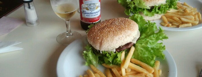 São Pedro Casa de Pães & Café is one of Restaurantes na Serra.