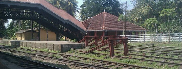 Rambukkana Railway Station is one of Railway Stations In Sri Lanka.