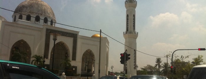 Masjid Al-Ghufran is one of Masjid & Surau, MY #3.