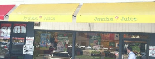 Jamba Juice is one of Orte, die Sam gefallen.