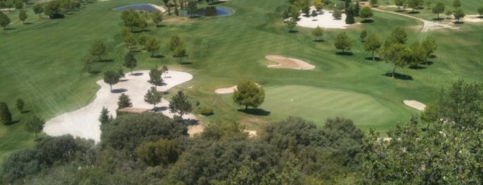 Raimat Golf Club is one of Orte, die Ramon gefallen.