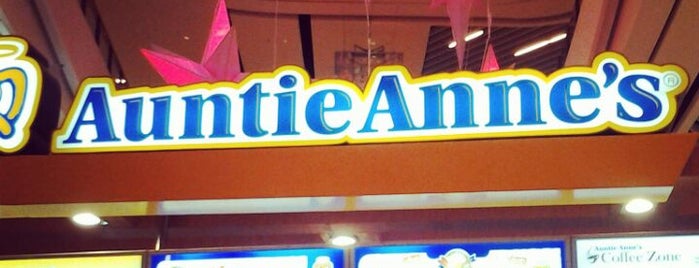 Auntie Anne's is one of CentralPlaza Grand Rama 9.