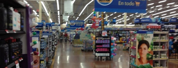 Walmart is one of Erika : понравившиеся места.