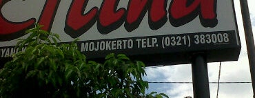 Depot Erlina is one of Lokasi Makan di Mojokerto.