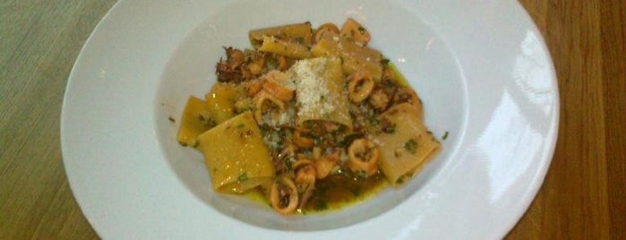 Osteria Numero Undici is one of A legjobb olasz éttermek.