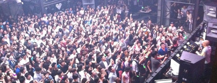 Club Octagon Seoul is one of DJ Mag Top 100 Club (2014).