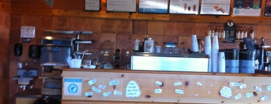 Caribou Coffee is one of Tempat yang Disukai Rachel.