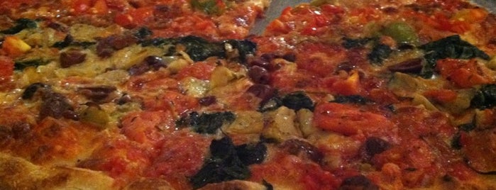 Pete's New Haven Style Apizza is one of Lenten Vegan.