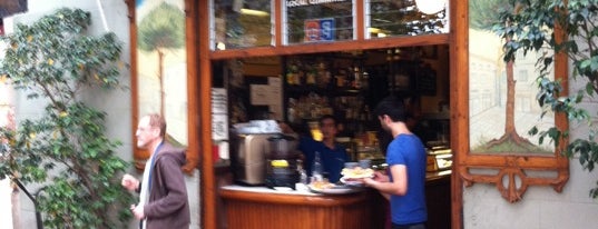Bar del Pi is one of สถานที่ที่ Antonio ถูกใจ.