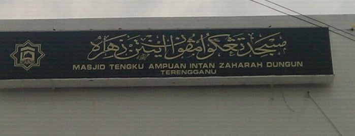 Masjid Tengku Intan Zaharah is one of Masjid.