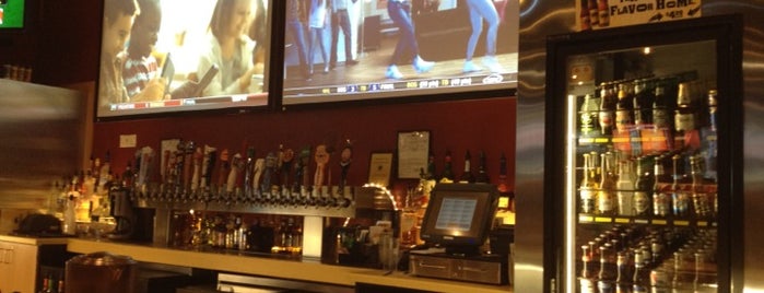 Buffalo Wild Wings is one of Stya’s Liked Places.