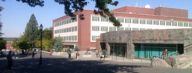 Compton Union Building (CUB) is one of Adamさんのお気に入りスポット.