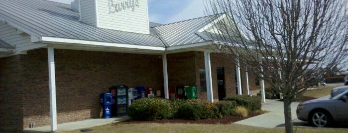 Larry's Bar B Q is one of All-time favorites in USA.