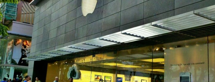 Apple Royal Hawaiian is one of US Apple Stores.