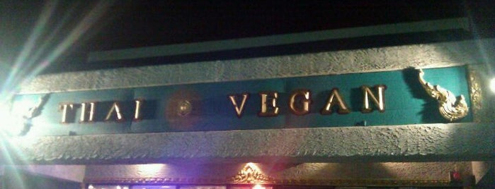 Thai Vegan is one of Lugares favoritos de Scott.