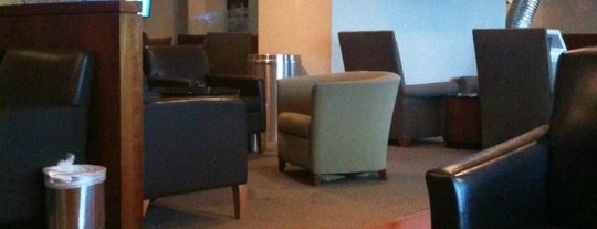 United Club is one of Airport Lounges I Ended Up In.