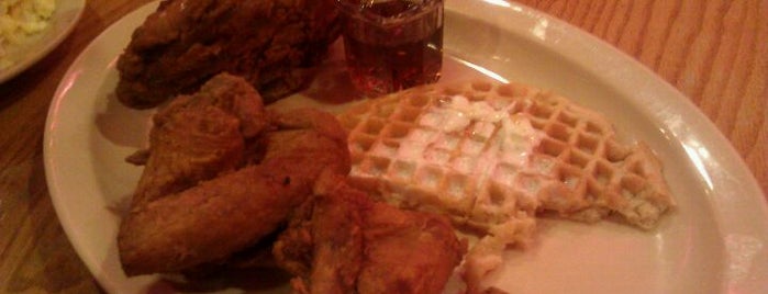 Roscoe's House of Chicken and Waffles is one of My Faves in Los Angeles.