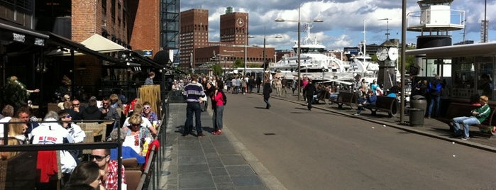 Aker Brygge is one of My Happy Places.