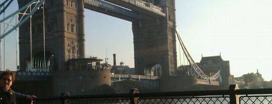 Jembatan Menara is one of Best views - London.