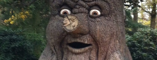 Sprookjesboom is one of De Efteling.