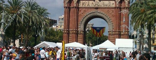 Triumphal Arch is one of Best places in Barcelona.