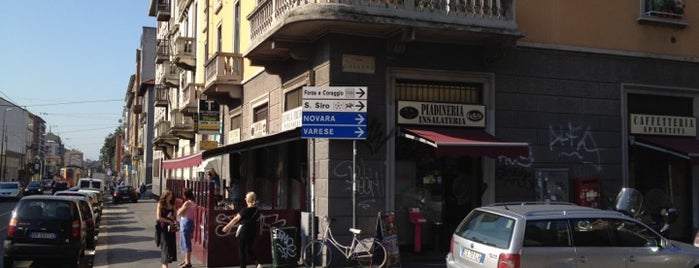My Way Café is one of Hyper Kool Hangons in Milano.