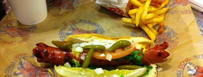 Gold Coast Dogs is one of Hot Dogs: Chicago.
