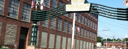 The Boilermaker Finish Line is one of Syracuse, NY.