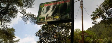 Curug Maribaya is one of favorite Places in bandung.