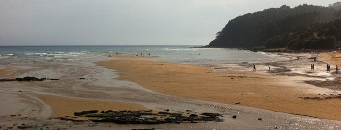 Playa de Lastres is one of Guide to Colunga.