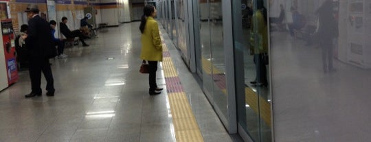 チョング駅 is one of Subway Stations in Seoul(line5~9).