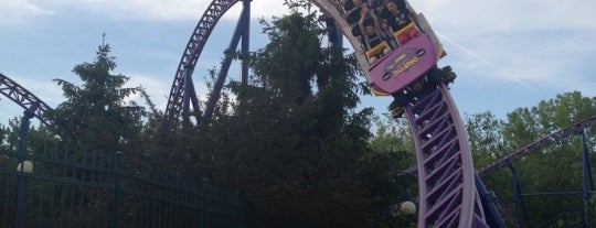 Bizarro is one of Gespeicherte Orte von gina.