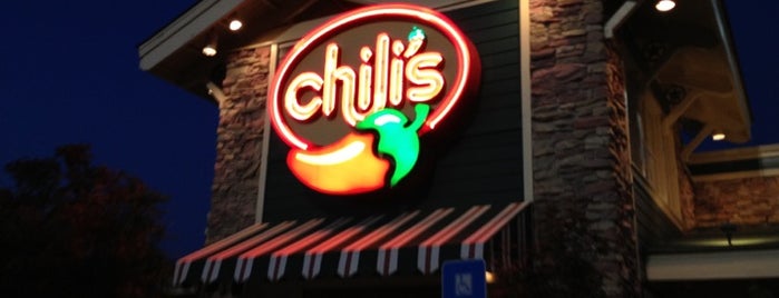 Chili's Grill & Bar is one of Tempat yang Disukai Rickard.