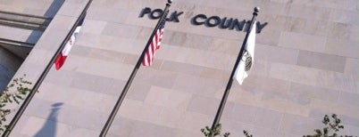 Polk County Administrative Office Building is one of Lugares favoritos de Jeiran.