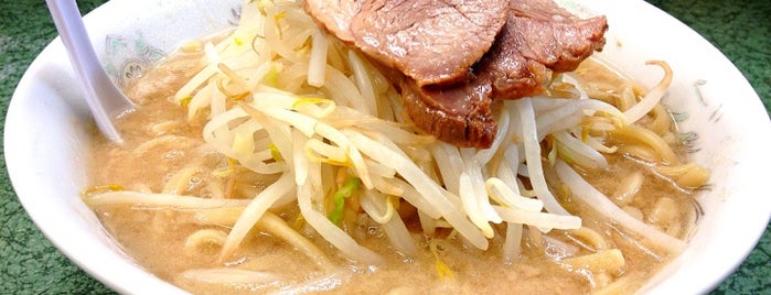 ラーメン二郎 新宿小滝橋通り店 is one of 西新宿のラーメン屋さん.