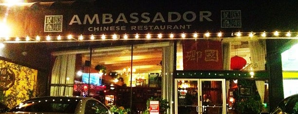 Ambassador Chinese Restaurant is one of Andrew'in Beğendiği Mekanlar.