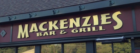 MacKenzie's Bar & Grill is one of สถานที่ที่ Dave ถูกใจ.