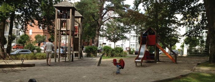 Spielplatz is one of Robertさんのお気に入りスポット.