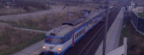 Železniční zastávka Praha-Horní Měcholupy is one of Železniční stanice ČR: P (9/14).