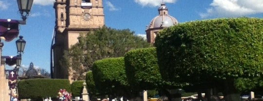 Plaza de Armas is one of Mis lugares favoritos.