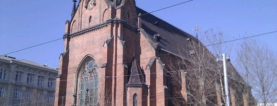 Červený kostel is one of สถานที่ที่ Jan ถูกใจ.